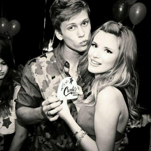 Seriescraze's tweet photo. Love these people http://t.co/owxu9RKb6W