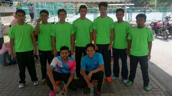 FKKSAF2014's tweet photo. Team futsal #FKK layak ke suku akhir esok. Good luck! #SAF2014 http://t.co/FIFOPAh6LU