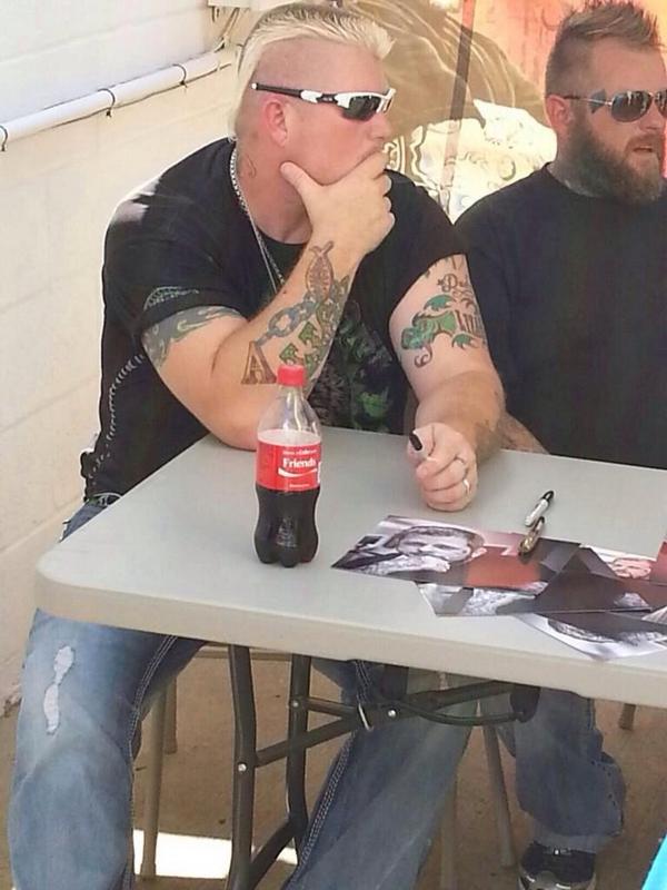 ronandamyfans's tweet photo. @LizardLickTowin #lizardlicktowing http://t.co/O144oJMEce