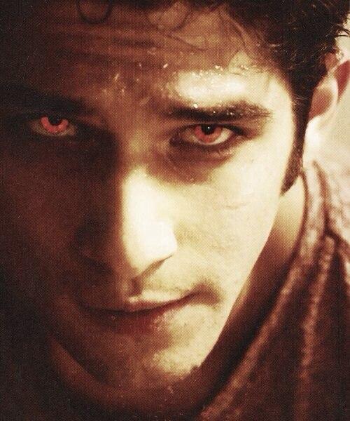 TYLER POSEY 
HAPPY BIRTHDAY               :333 