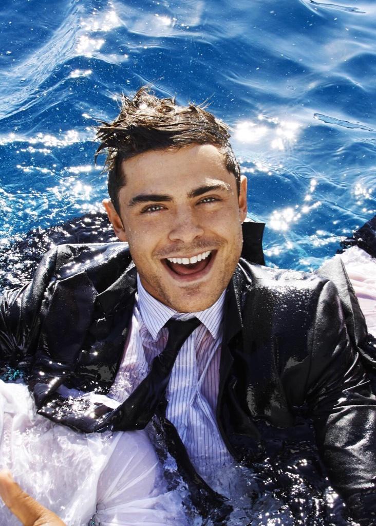 Happy Birthday to my boyfriend Zac Efron 