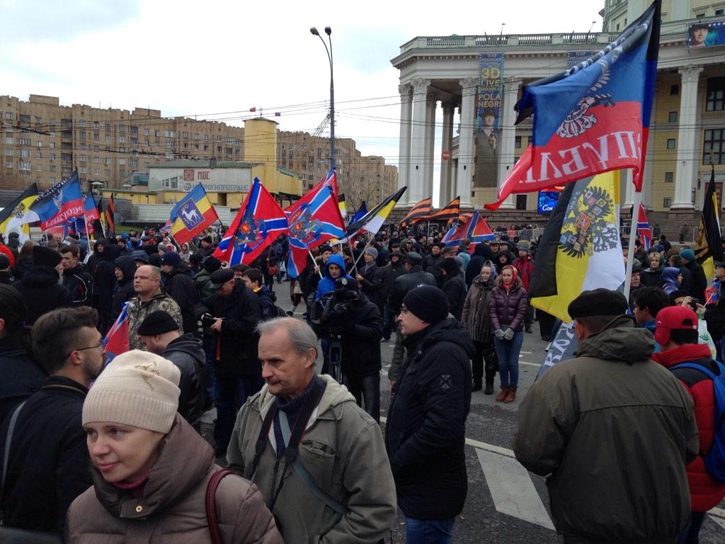 Митинги в днр и лнр 2014. Конференция новороссия фото. Митинг новороссия. Новороссия митинг. Митинги на донбассе 2014.