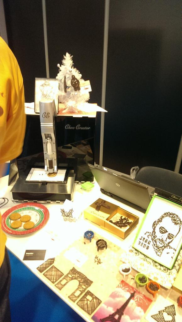 #impression3d chocolat au #3dps avec <a href="/ChocEdge/">Choc Edge</a> et @shapelize