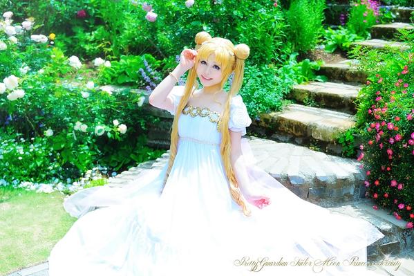 تويتر 弥生 على تويتر セラムン プリンセス セレニティ Photo By 彩さん Aya Gismonda 薔薇園で セレニティできて幸せだったー コスプレ Http T Co Cyrkrv65wf