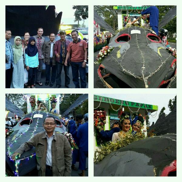 dodosuanda6's tweet photo. Bandung Caang Festival @ridwankamil @DiskominfoBdg @DISBUDPAR_BDG @PemumBdg @KecamatanCibiru http://t.co/xIFjbOMLGw