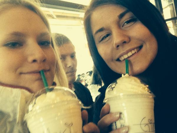 bakkengina's tweet photo. @JonasVolden @LMsladder @Mari_AUF såklart er hun gira :- D http://t.co/LSWHRav5HZ
