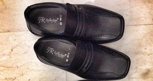 InShaAllah, sepatu JK Collection dari Cibaduyut Bandung ini akan dikenakan saat pelantikan 20 Oktober nanti.