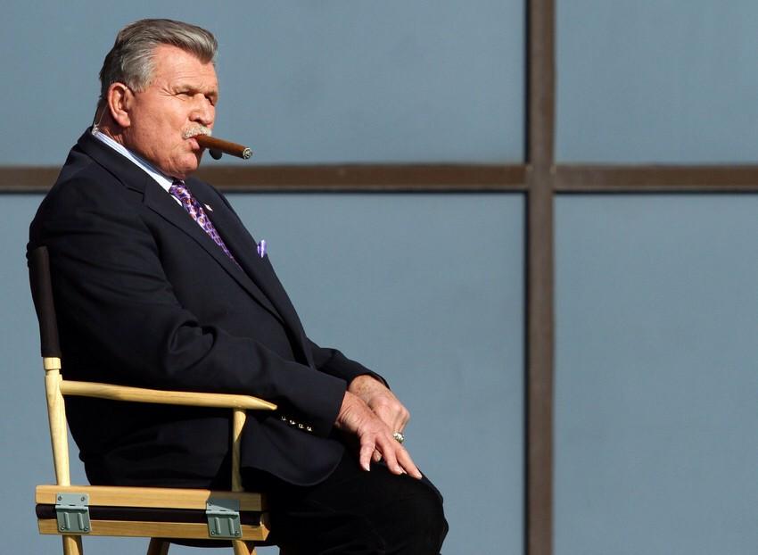 Happy 75th birthday today to player/coach and analyst Mike Ditka. 