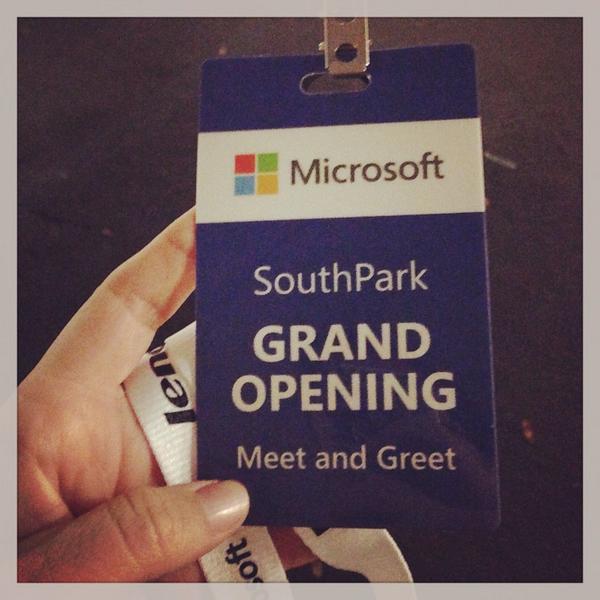 Shannon_Greene's tweet photo. I've already won a meet & greet w/ Kelly Clarkson courtesy of #MicrosoftNC. Hoping for an Xbox One @MicrosoftStore http://t.co/LunWKjmdGj