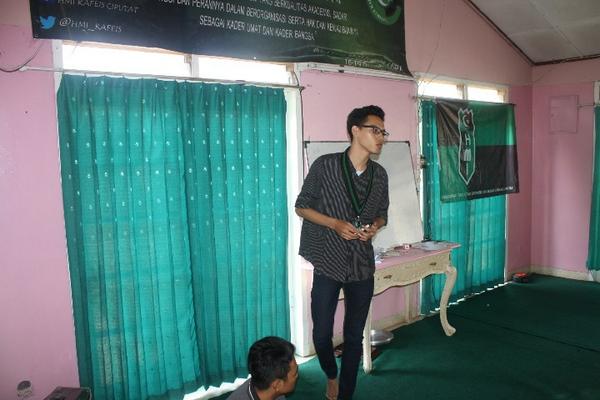 HMI KAFEIS CIPUTAT tweet media