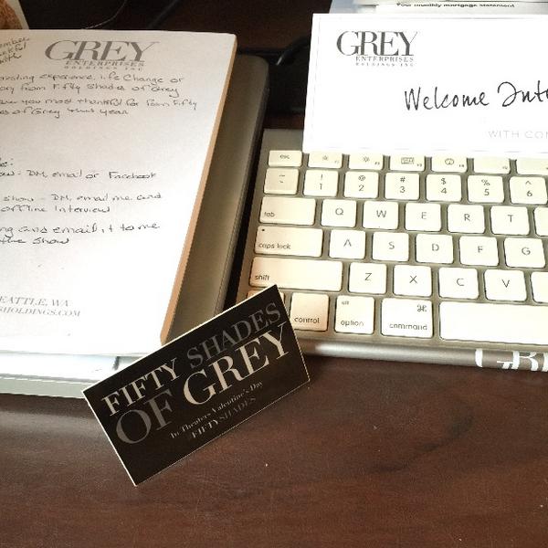 50Latersbaby's tweet photo. Here's where I get to work each day for Grey. #GreyInterns #GreyWorkspace http://t.co/8HPvb6rbeI http://t.co/1dRWOq8v66