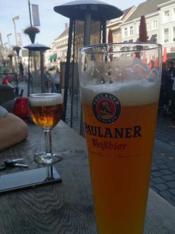 maxreims's tweet photo. Can't believe it's 22°C (72F) on the 18th of October here, well I'm going to enjoy it! #paulaner #boterhal #breda http://t.co/zkK9kn8aXi