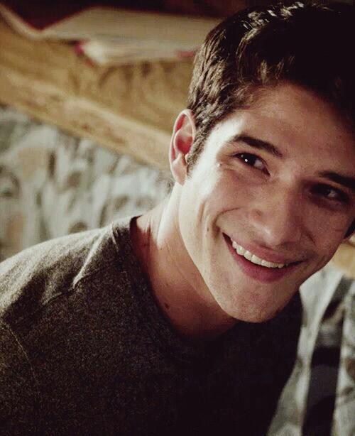 Happy Birthday Tyler Posey! Yo are the best Scott Mcall ever! We you 