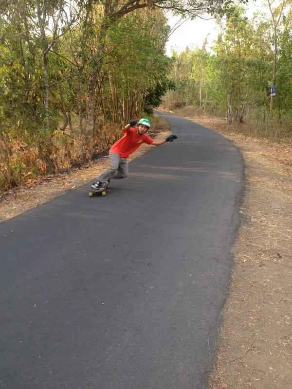 AsepLongboard7's tweet image. #toesidecheck #standupslide #learn @lombokpostfm @TalkAboutLOMBOK @Globalfmlombok @lombokawesome @Metro_TV