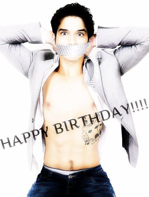 HAPPY BIRTHDAY TYLER POSEY!!!!! 