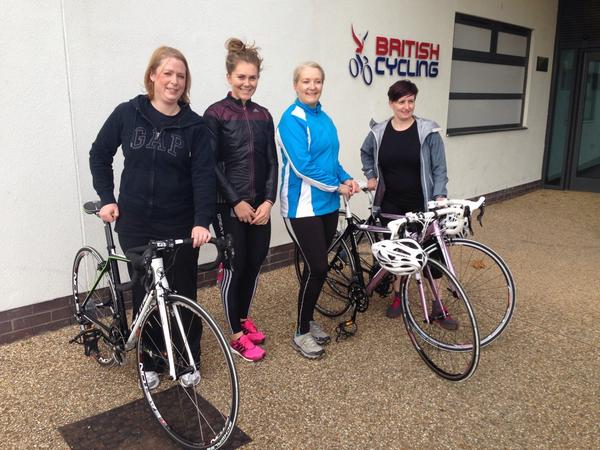 MelVeryBerry's tweet photo. Good session with @JessVarnish today for @BootsMacmillan and thanks to @formebikes #moorelarge #todayscyclist http://t.co/PmZHpIKlDM