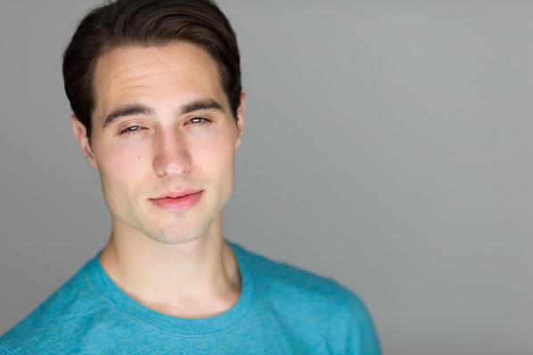 BrokenLe_gs's tweet photo. Introducing #dreadshots. An important compilation of horrible headshots: http://t.co/KiWYZaKUZg http://t.co/JO1p4UsbgG