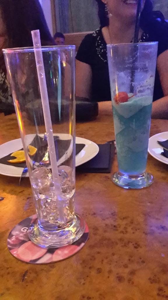 Need a new drink, free cocktails please :D #3sixty