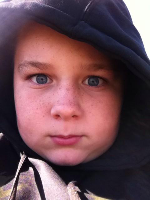CBreidung's tweet photo. I am watching my bro's game in the cold#fall http://t.co/ZuMGcgeMNH