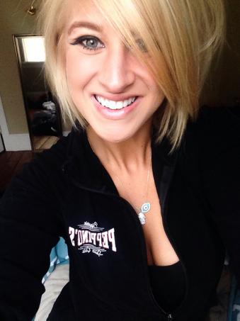 celfi&eacute; http://t.co/g7vSbH0YjH<a href="/tag/tbt"class="tags"><span>#tbt</span></a>