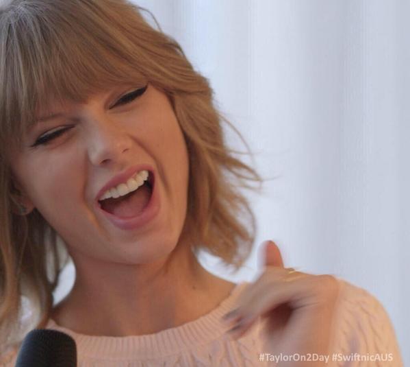 “<a href="/1989fake/">swift.</a>: 😄 ” your smile could cure cancer and end wars.