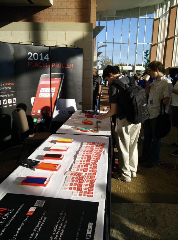 oneplus's tweet photo. A lucky attendee at the #BABBQ5 is going to win the #OnePlusOne today! Enter the draw at our booth! #NeverSettle http://t.co/5qSIeDnXA6