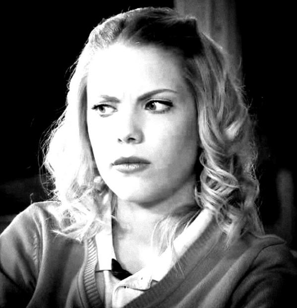 Efekt farkı lütfen adınızı yazmayın ama kullanabilirsiniz :)