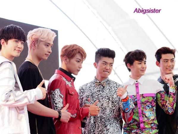 nikunhvj's tweet photo. “nichkhunplanet: 141010 2PM at Bangkok Hi Touch Event -- by Abigsister http://t.co/QJbjO4OILB”