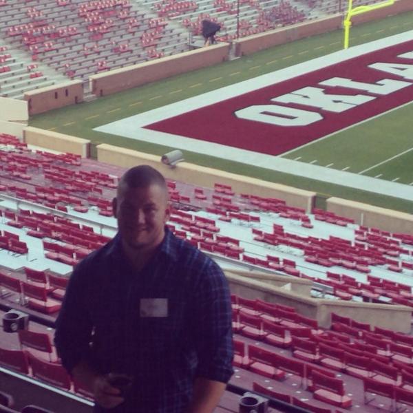 queeneagle79's tweet photo. @bmrsnrprk @OUcheer @princesseagle79 @PaulKasishke @Jaime_Kelley http://t.co/wuXgWIDkfE