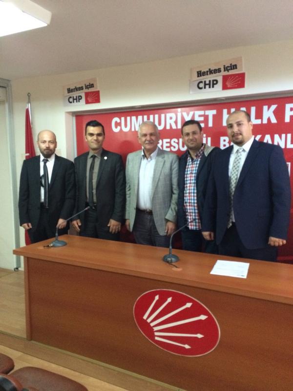 ogesendika's tweet photo. Giresun'da AK PARTİ, CHP ve MHP İl Başkanlarıyla Görüştük. @VahdetOzkocak @AtahanTogay @tolgaozencel @ogedernek http://t.co/5mcVUE3Z5J