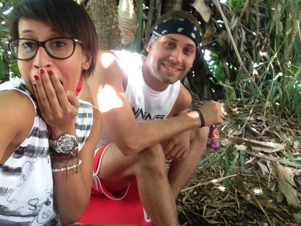 LauraValeria7's tweet photo. Soy vecina de @eladiocarry_on y jangueo con @_yamilo #vinepr #franduleo http://t.co/M21rhKIfis