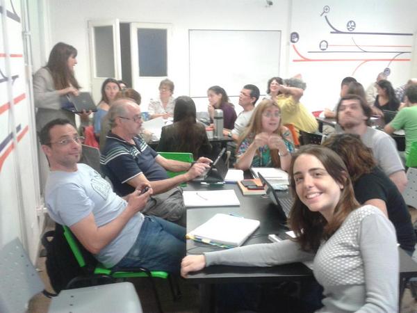 egiordanino's tweet photo. A full con #tecnomdu en seminario de @carinalion http://t.co/jtT9Cs0n7c