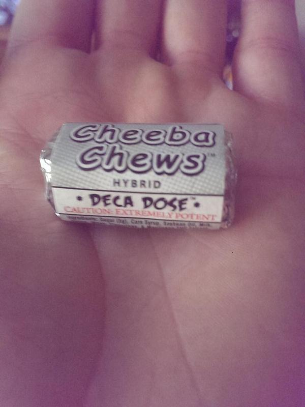 Travg42's tweet photo. "@ChiveBundy: Breakfast. #CheebaChews #DecaDose #ExtremelyPotent http://t.co/hunnZW2WHX" #BOOM Followed!! ✌