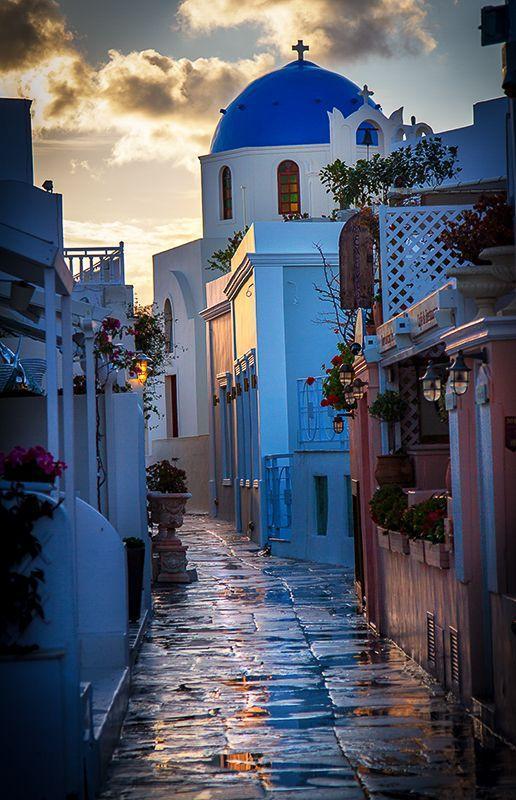 _Paisajes_'s tweet photo. Día de lluvia en Santorini, Grecia. http://t.co/0KB1vG7NuN