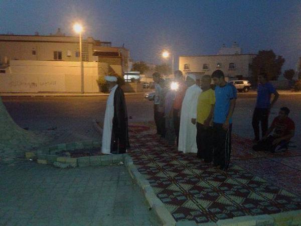 Malkiya_youth's tweet photo. #ثورة_المحراب
الائتلاف:إقامة الصلاة في البقعة الطاهرة لمسجد فدك الزهراء عليها السلام انتصاراً لبيوت الله المهدّمة. http://t.co/YzwkB7ILuk