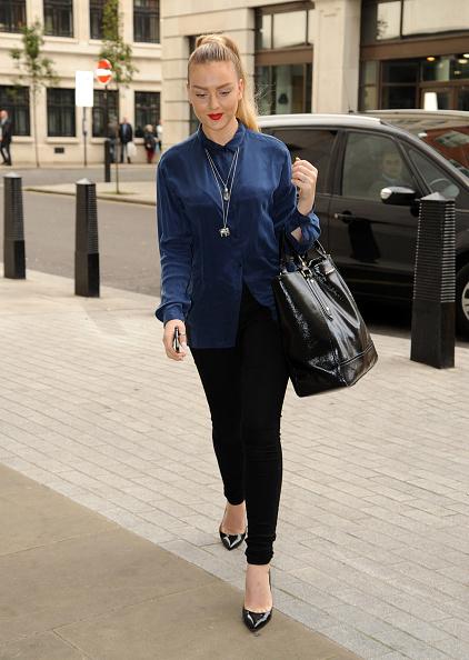 PerrieIsBeauty's tweet photo. Perrie arriving at BBCR1 in London today #PerrieFacts http://t.co/JpRknCVoV2