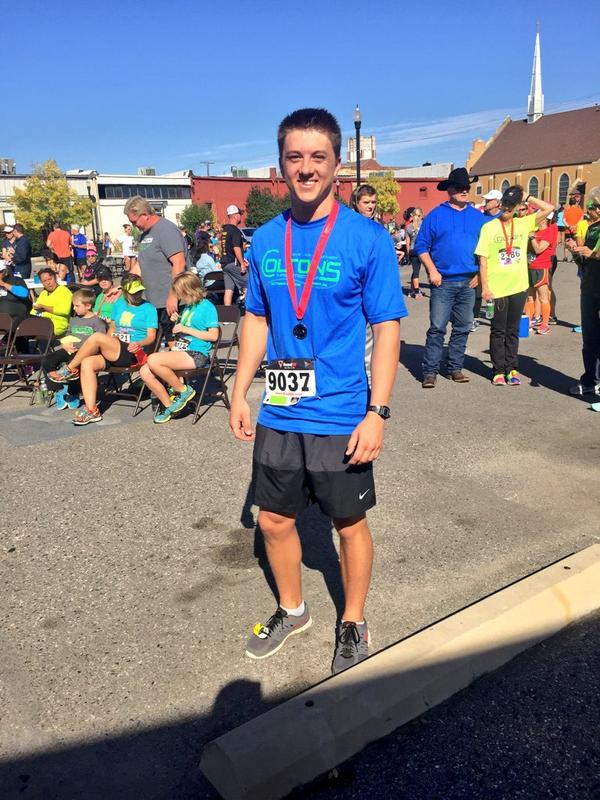 cglover5's tweet photo. Got first place in the Colton's run 10K this morning! 😄👍🏃 #coltonsrun #run http://t.co/sOSU0k3BB4