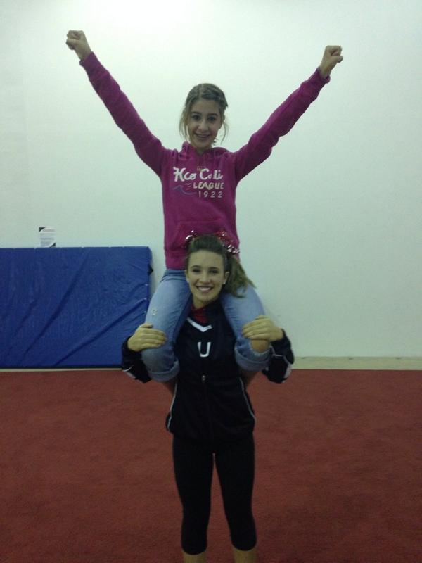 libbyman41's tweet photo. SIUE cheer fan. #goanna/alli http://t.co/4TMQOyhjjQ