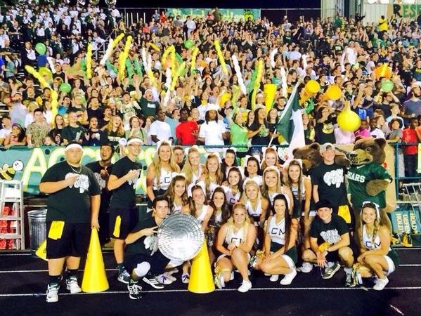 USections101's tweet photo. LCM High School, Orange, Texas😍😨 http://t.co/AdG2DfgeGp