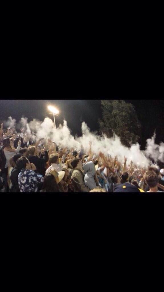 USections101's tweet photo. Newbury Park High School, California😎 http://t.co/wDl70wvbL7
