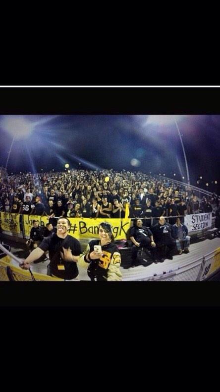 USections101's tweet photo. San Pedro High School, California😟😍 http://t.co/AAKSmhhjQd