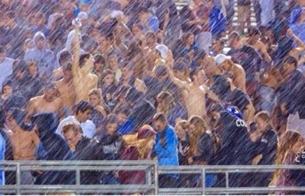 USections101's tweet photo. College Park High School, Texas 😍💧 http://t.co/LerbGbEkFC