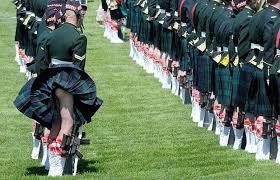 GotKilt's tweet photo. All right,all right some real flashes for the ladys #kilt #kiltlifting #kiltflash #underthekilt http://t.co/IEkAjFqyWB