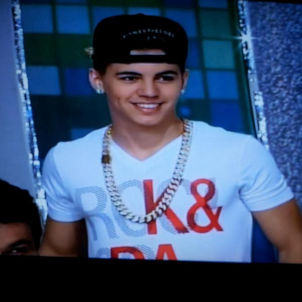 baladeiraOFbiel's tweet photo. Quem ta ligado no #sabadototal@McBlEL http://t.co/iUKYrG7lXB