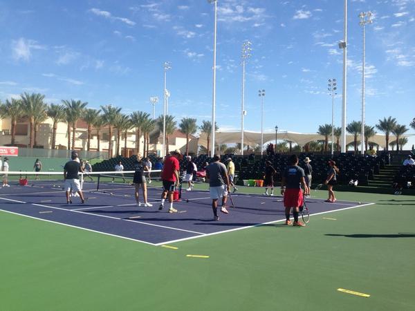 USTASoCal's tweet photo. The High School on court training is underway at the SCTA CommunityDevelopment Workshop! #USTASOCAL #cdw14 http://t.co/ucSoU0yAZC