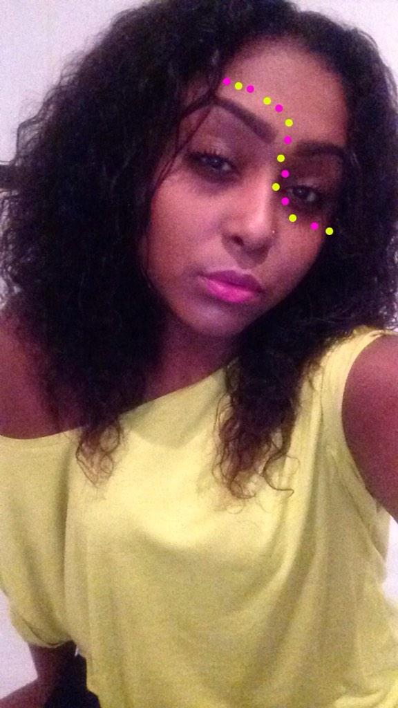 briwhitts's tweet photo. “@cooliebabe_: Girls at festivals be like ; http://t.co/4Dw9bsswKq”😂😂😂 too accurate