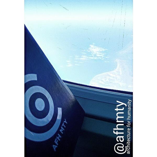 AACabobyBea's tweet image. Gestionando nuevos proyectos con #AFHMty #ArchitectureForHumanity #LosCabos #México by lalodamian