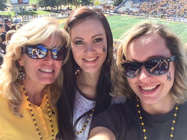 14CaitlinC's tweet photo. University of Wyoming Homecoming!!! Let's go Pokes!!! #WyoGameDay http://t.co/Iy8EBYoHnD