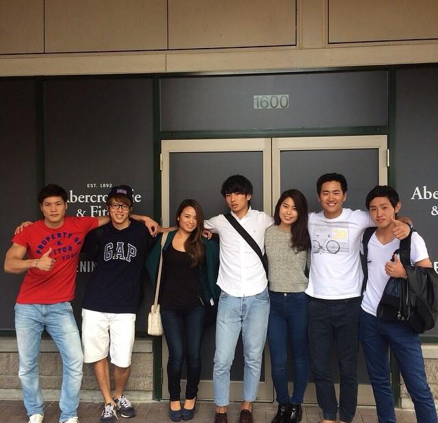 A F Hollister Info Ar Twitter 今年オープン予定の ホリスター甲子園店と アバクロアウトレット御殿場店の 面接は随時やってるよ 興味ある人はリクルーターのfacebookにメッセージを送ろう Hollister Abercrombiejapan Http T Co Puhfufjnxi