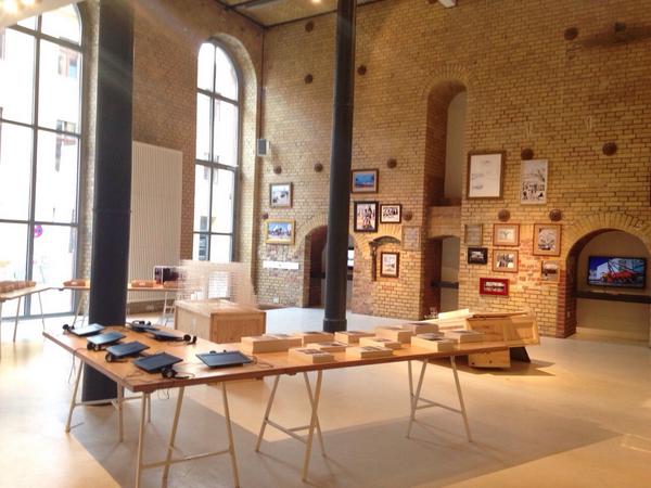 enricmiralles's tweet photo. @BcnRESET hasta el 27nov en #aedesgallery #berlin http://t.co/pS3EaEeprg